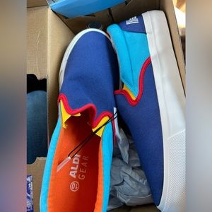2023 Aldi Gear Multicolor Canvas Slip-On Shoes size 10